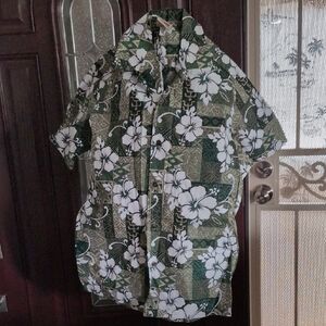 Floral Green and White Hawaiian Shirt